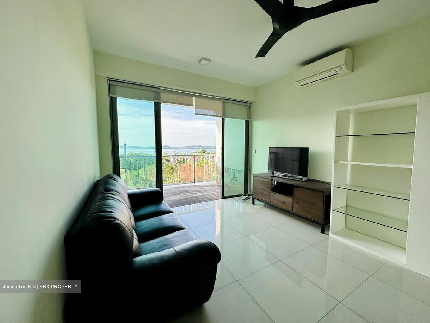 Pasir Ris Avenue (D18), Condominium #496580051